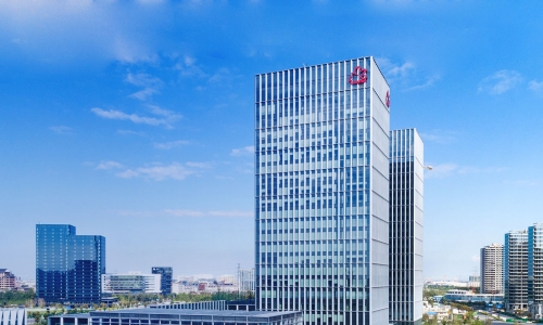 3377体育全网2024新年献词：平芜尽处是春山