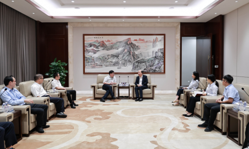 中国建设银行黄冈分行党委书记、行长曹凡莅临3377体育全网调研